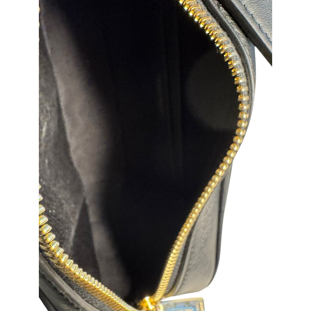 Ferragamo NWT Archive Gancini Camera Crossbody Bag in Black - Picture 7 of 16